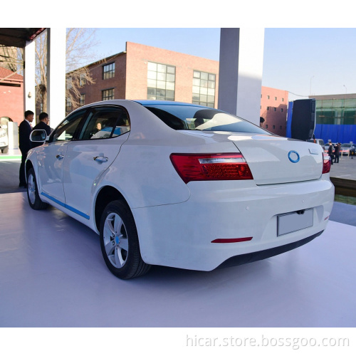2020 low price Chinese 5 seats 4 wheels smart adult mini newcars electric car Sedan